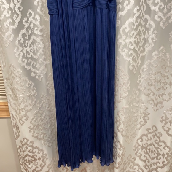 HALSTON HARITAGE GOWN - Picture 5 of 11